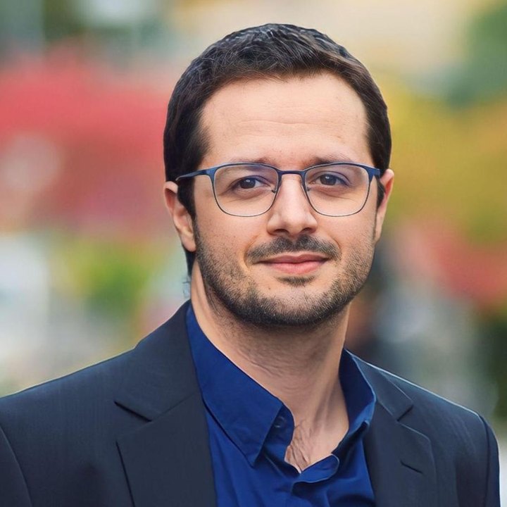 William Chaze, PhD